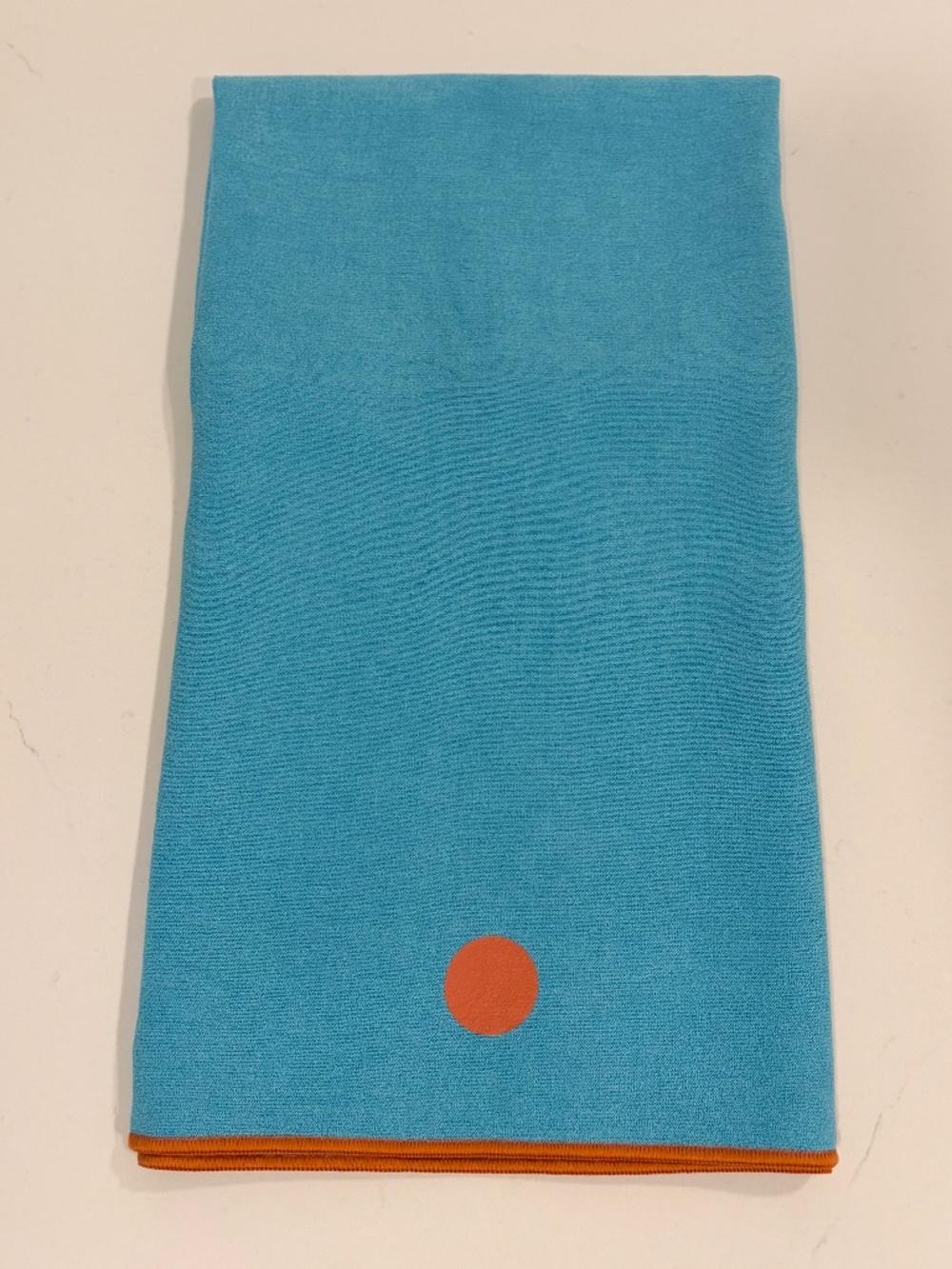 Manduka Yogitoes Yoga Mat Towel Aqua Blue Orange 26" W X 71" L Hot Yoga Active